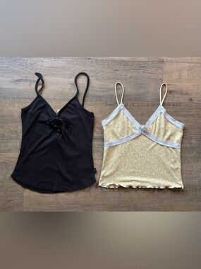 RVCA Wild Love women’s size large butter yellow and black cropped camisole lot